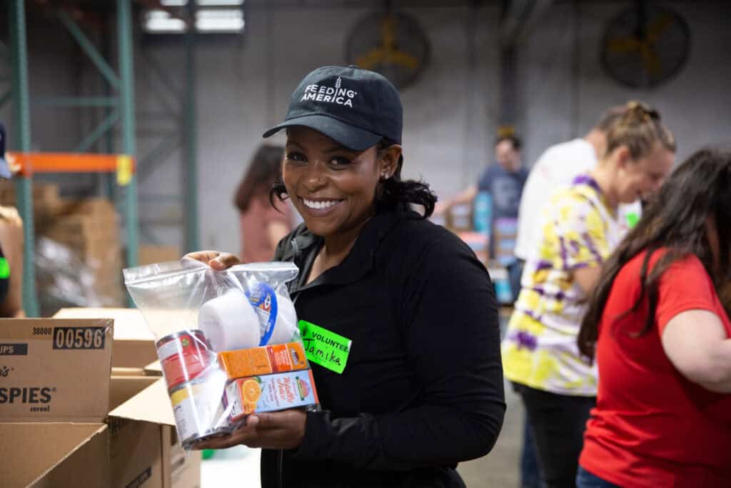 Chef Jamika volunteers at Second Harvest